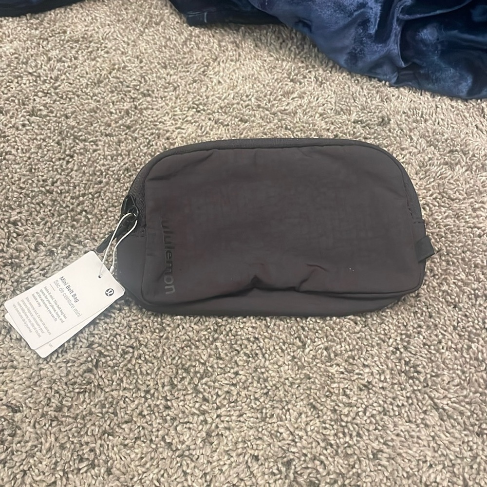 Lululemon Mini Belt Bag. Brand New withh tags
